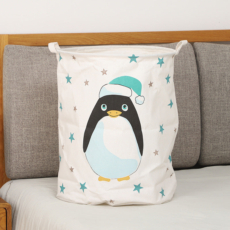 Panier à linge pingouin, rangement original pour bébé.