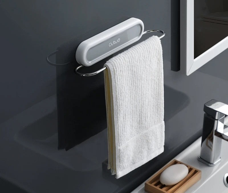 Porte-serviettes en ABS facile à nettoyer, pour une hygiène irréprochable.